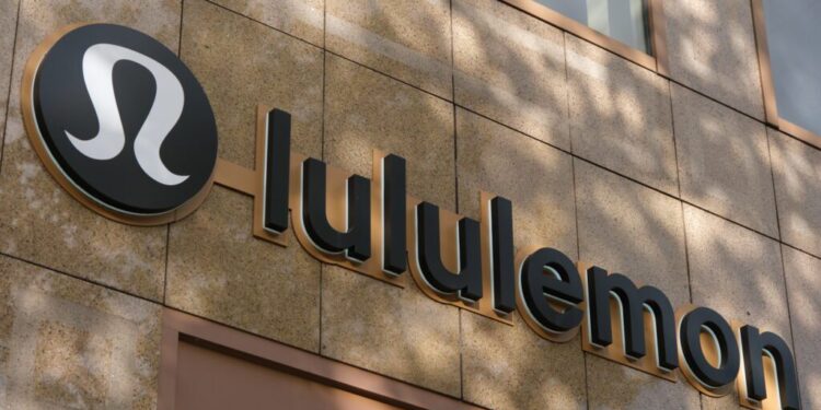 Lululemon gets help from international and digital sales in Q4