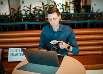 Scaling a Side Business is Tough. Sidestep These Booby Traps to Avoid Heartaches.