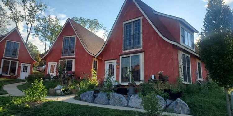 Inside New York’s Hidden Tiny-Home Community Where Residents Have the Chance To Live a Real-Life Fairy Tale