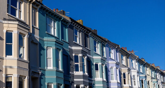 UK house prices fall in March as uncertainty over Middle East war weighs on demand