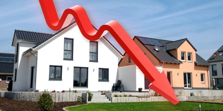 Home Purchase Loans Sink to 12-Year Low as High Mortgage Rates Crush Affordability