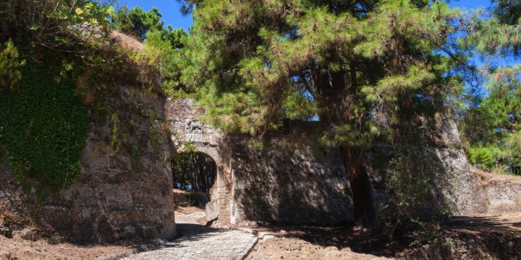 Visiting The Venetian Castle in Zakynthos, Greece