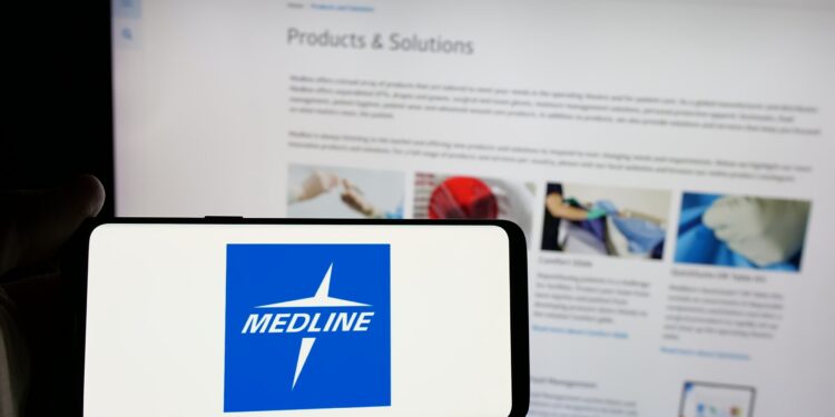 Medline Q1 results show expanding AI use, tariff concerns