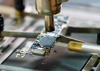 Buying Refurbished Electronics Saves 20-50% on the Same Gear
