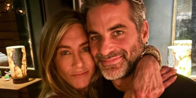 Jennifer Aniston’s Boyfriend Jim Curtis Delists $1.5 Million NYC Home