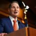 Sen. Wyden introduces bill to curb Trump’s tariff powers