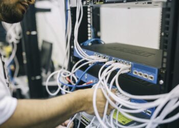 11 VPN Solutions for Business Teams Compared: Secure Remote Access, Pricing & Support