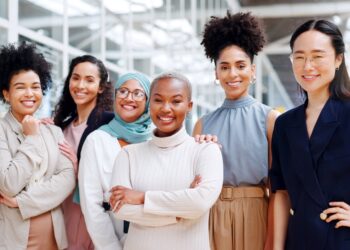 How Income Influences Women’s Financial Confidence