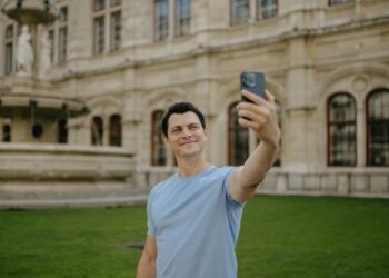 The Best eSIM Plan for Long Term Travelers