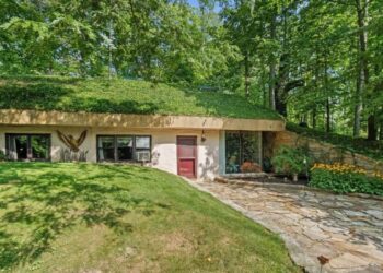 Earth-Sheltered Ohio Home Has a Roof You Have to Mow