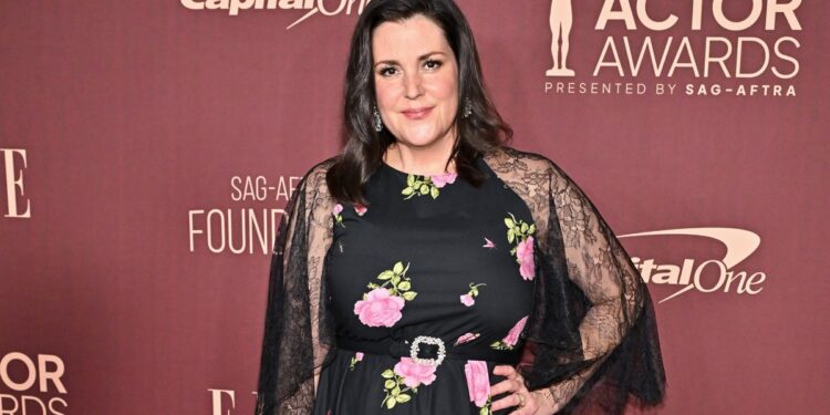 Melanie Lynskey Admits She Can’t Afford a Home in Her Native New Zealand