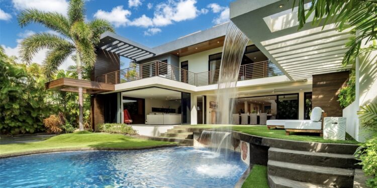 Buying A Mansion In Paradise Might Be Backwards