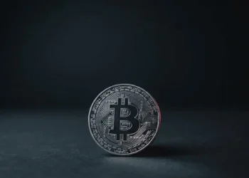 Strategy Sells BTC to Fund STRC Dividends and Buybacks