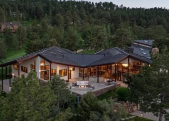 Midcentury Modern Hobart Wagener Home Near Boulder Relists for $9.95 Million