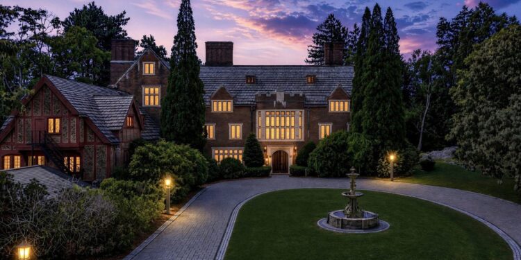 $9.5 Million Jazz Age ‘Scottish Castle’ Built by Massachusetts Royalty Hits the Market