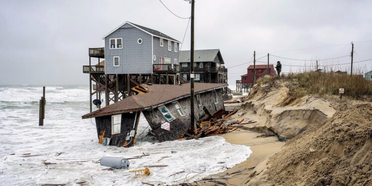 Outer Banks Homes Face Collapse as Nor’easter Worsens Erosion