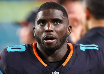 Ousted Miami Dolphins Star Tyreek Hill Relists $7.7 Million Florida Mansion
