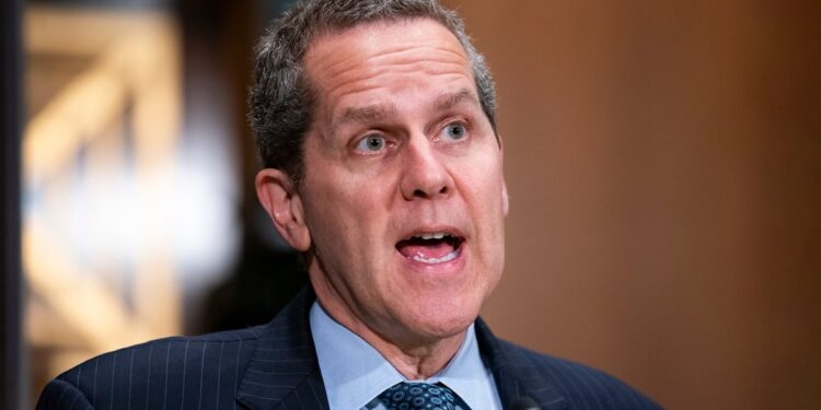 Fed Official Sounds Warning on Housing as Affordability Hits 21-Year Low