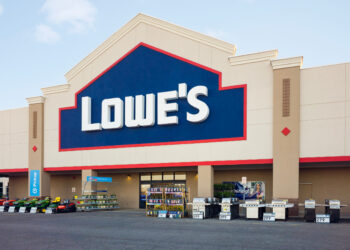 Lowe’s names execs to oversee Pro services and AI