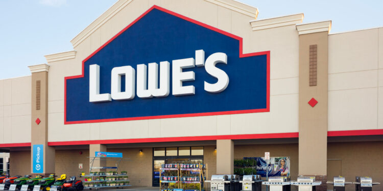 Lowe’s names execs to oversee Pro services and AI