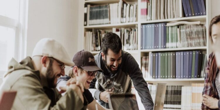 Best Employee Training Software for Remote Teams in 2027: Free & Paid Apps Ranked
