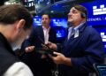 U.S. Treasury yields fall as investors await housing, employment data
