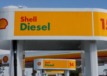 Shell nearly doubles quarterly profit year-on-year