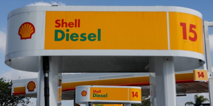 Shell nearly doubles quarterly profit year-on-year