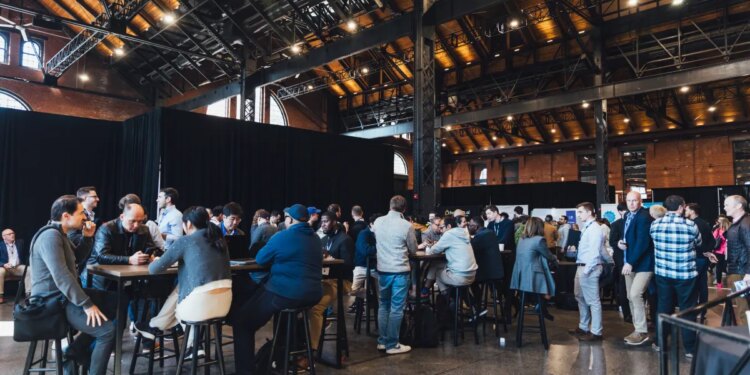 Make game-changing connections at Founder Summit with Braindate