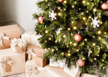 12 Ways To Make $500 Before Christmas Without Getting a Traditional Second Job