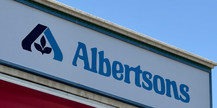 Albertsons expands OpenAI work, adding enterprise ChatGPT use