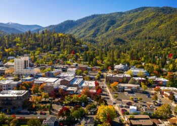 Ashland Wants To Be Known as ‘Storytown.’ The Rogue Valley Already Has Plenty of Material. | Real Estate News & Insights