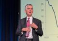 Mortgage Rates to Remain above 7% Through 2027, Economist Forecasts
