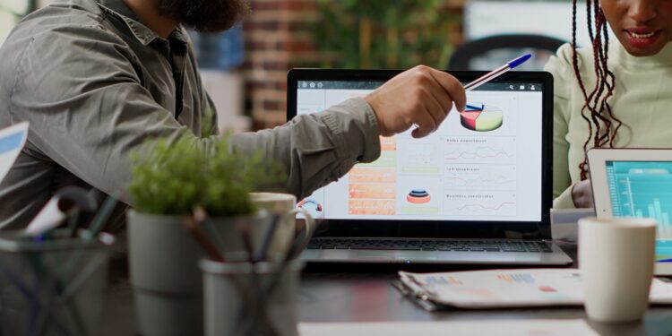 How to Lower Customer Acquisition Costs Without Sacrificing Lead Quality