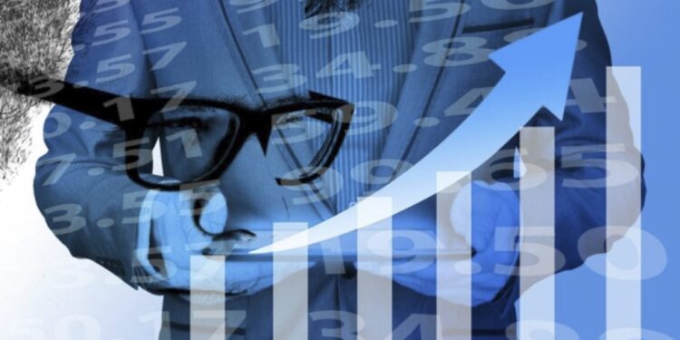B2B Growth Scorecard: Connecting Marketing Signals to Pipeline, Revenue, and Board Decisions