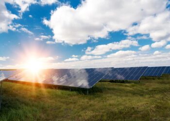 What is a Solar Tubular Battery and How Does it Differ from Standard IT Batteries?