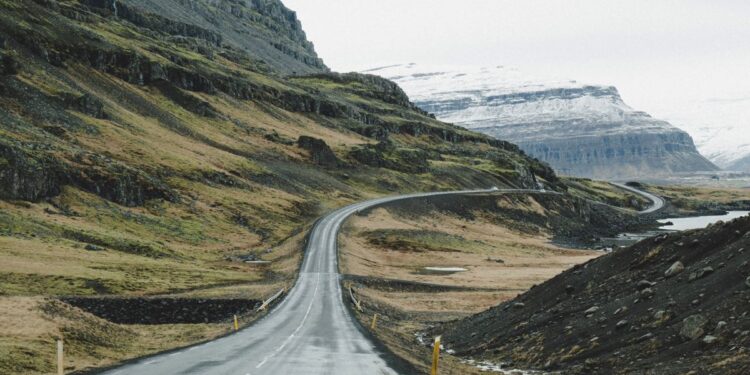 Renting a Car in Iceland: Everything You Need to Know for an Epic Road Trip